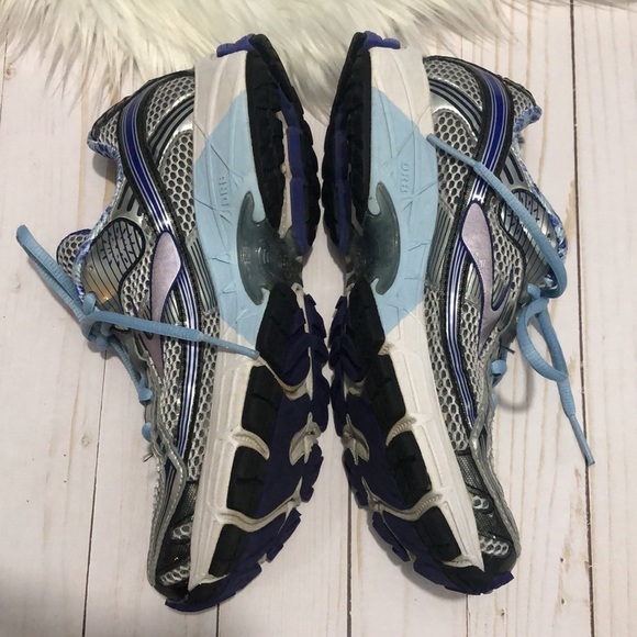 Brooks Ravenna 3 running shoes size 7.5 - Picture 3 of 12